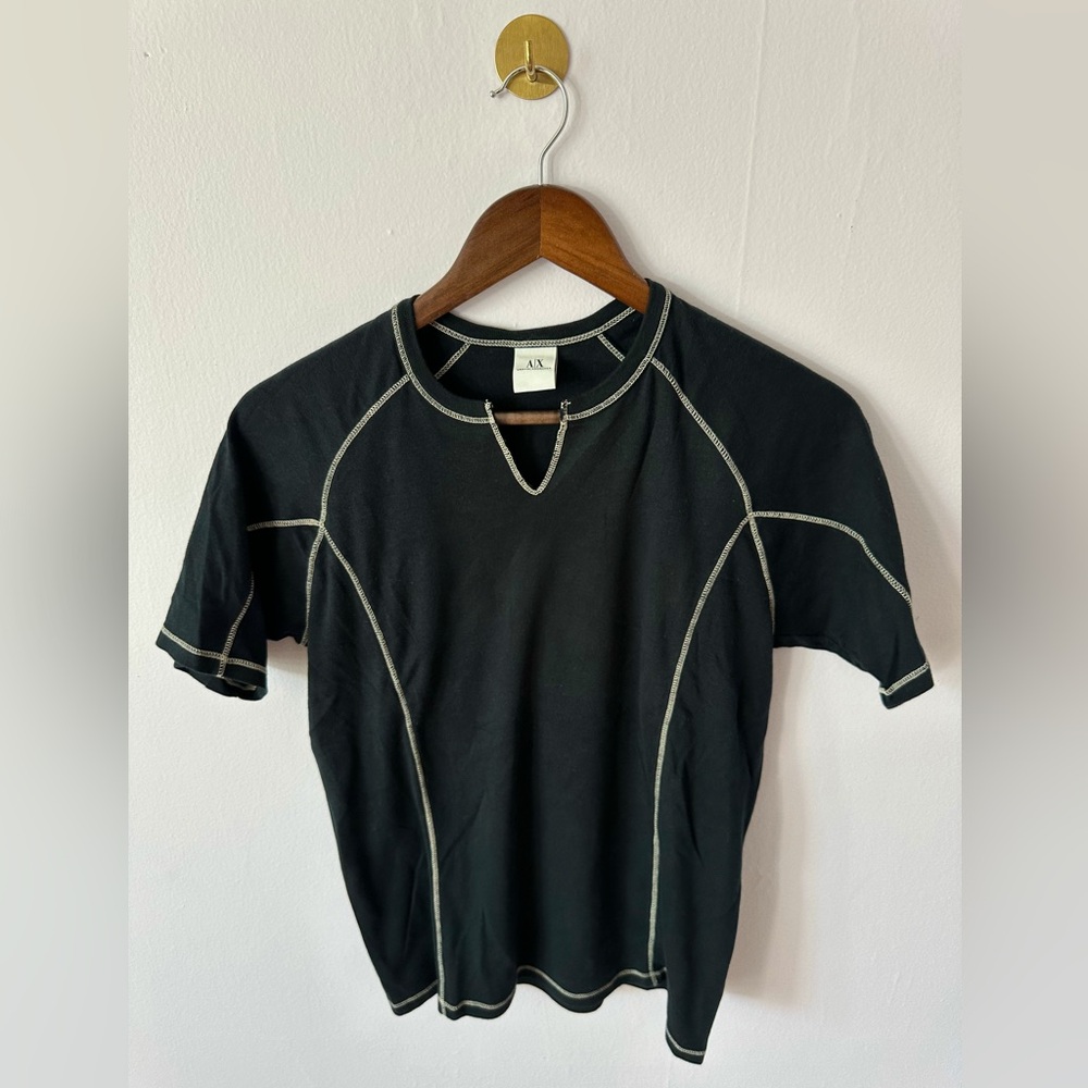 Armani exchange pima cotton t-shirt M contrast stitched black and white v neck